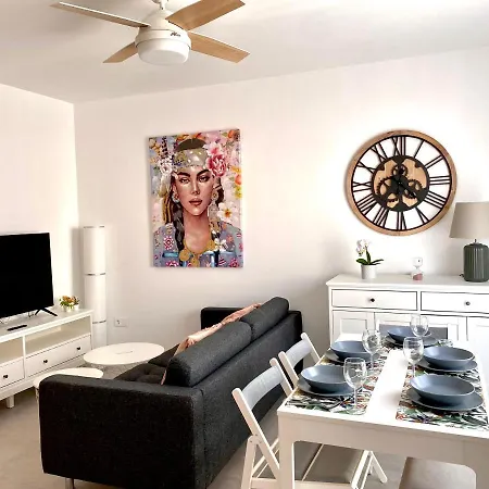 Luz De Conil Aire Acondicionado Y Wifi -solo Familias Y Parejas- Apartment